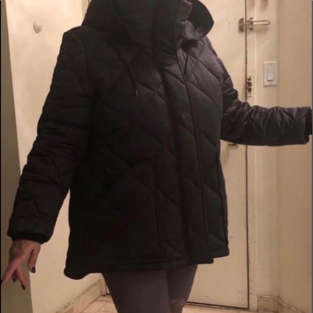 Burberry woman’s Coat - Picture 1 of 4